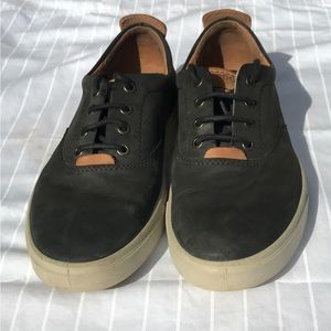 Men’s Ecco Sneaker size 6 EU 40 charcoal color